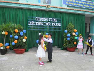 Thi thời trang ngày 22-1-2016