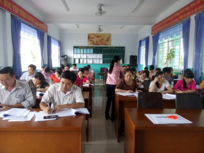 32 giáo viên kiểm tra bồi dưỡng thường xuyên